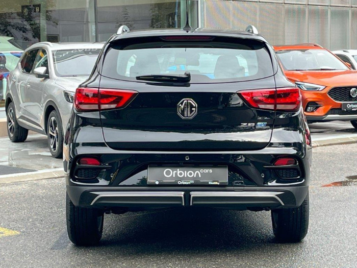 MG ZS EV EXCITE 70kWh SKLADEM!