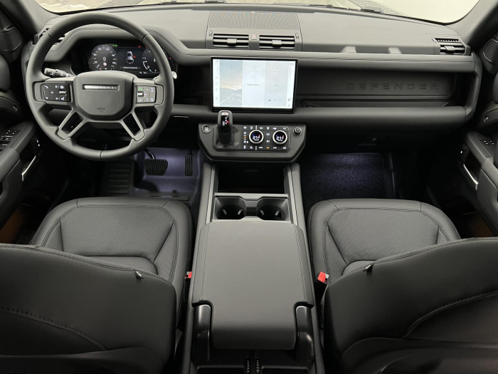 Land Rover Defender 110 D300 X-DYNAMIC SE AWD AUT 3.0 d Dynamic SE