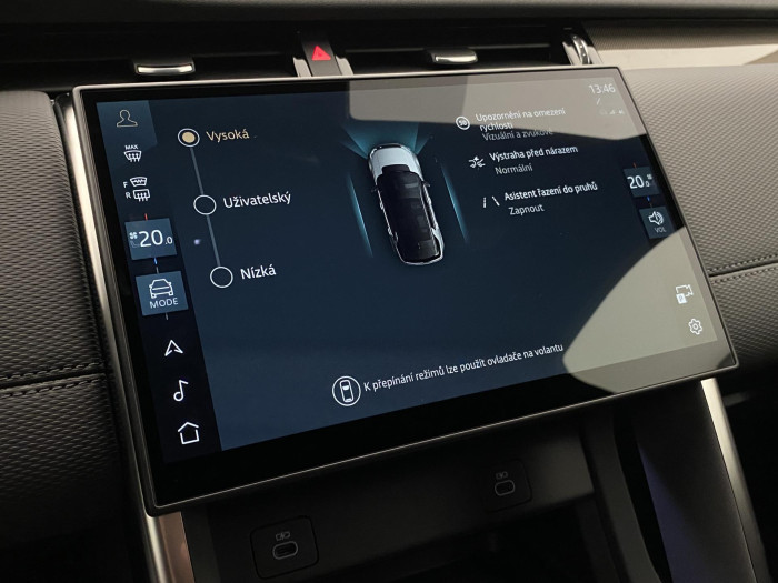 Land Rover Discovery Sport D200 DYNAMIC SE AWD AUT 2.0 d Dynamic SE