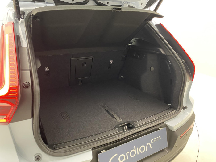 Volvo XC40 B3 AUT DARK PLUS