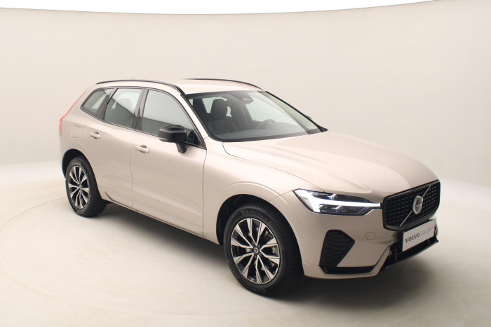 Volvo XC60 B4 AWD PLUS DARK AUT CZ