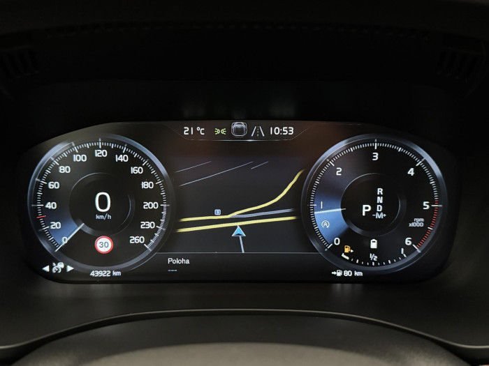 Volvo XC60 B5 AWD R-DESIGN AUT