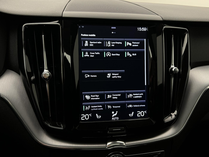 Volvo XC60 B5 AWD MOMENTUM AUT 2.0 Momentum