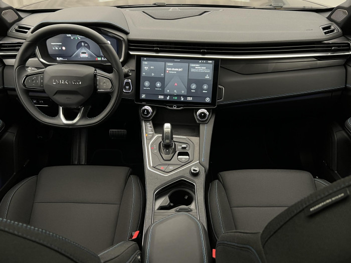 Lynk & Co 01 PHEV DCT AUT