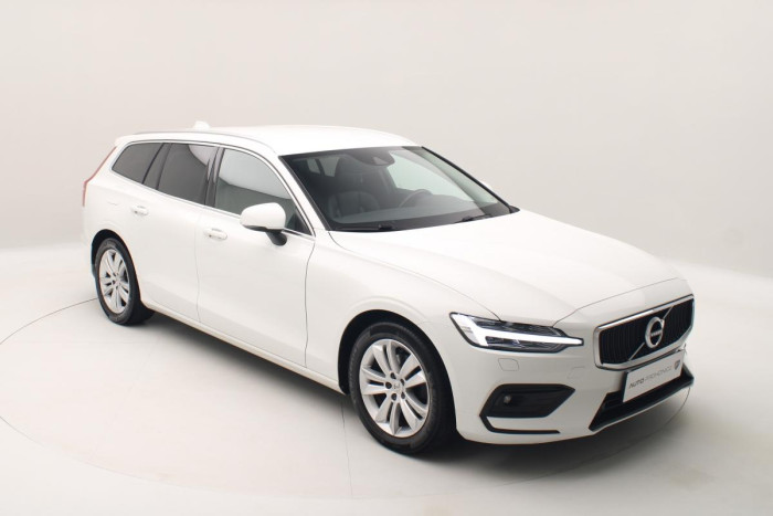 Volvo V60 D3 MOMENTUM AUT REZERVACE 2.0 d Momentum