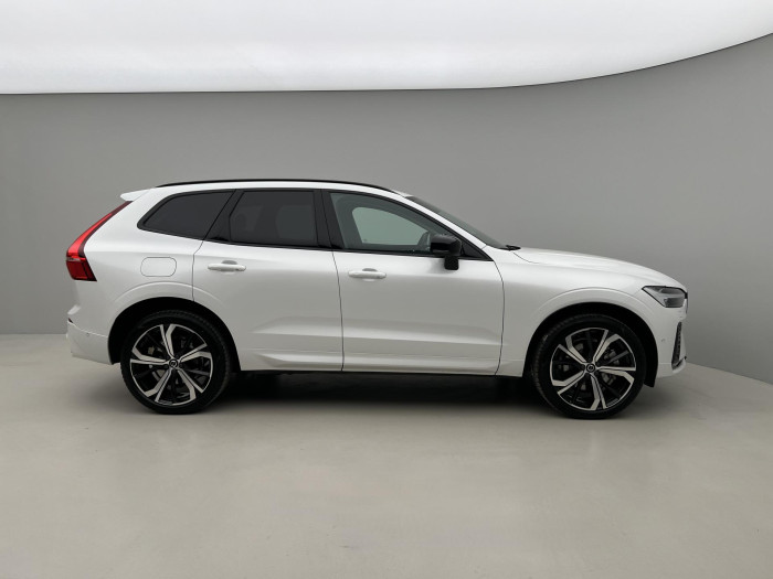 Volvo XC60 B5 AWD DARK ULTIMATE AUT 1.maj