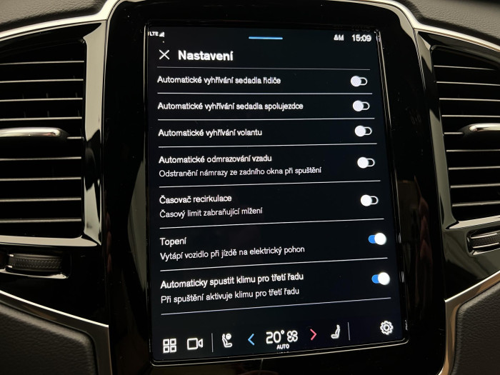 Volvo XC90 T8 AWD RECHARGE ULTRA DARK CZ