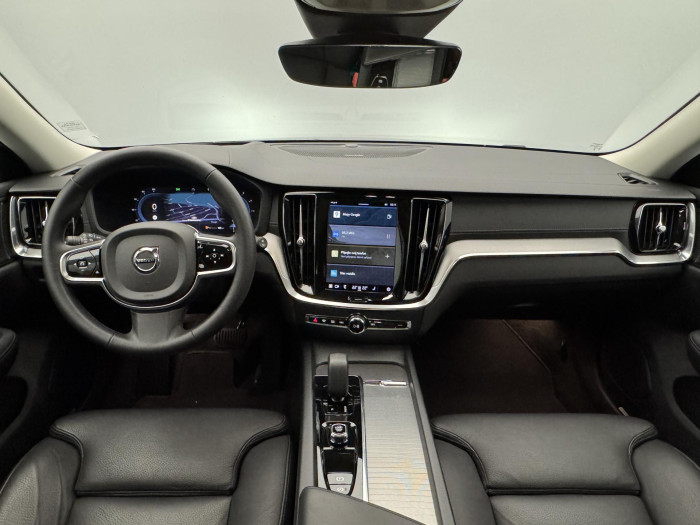 Volvo V60 B4 ULTIMATE DARK AUT