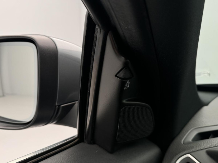 Volvo XC60 D4 AWD SUMMUM AUT REZERVACE 2.4 d Summum