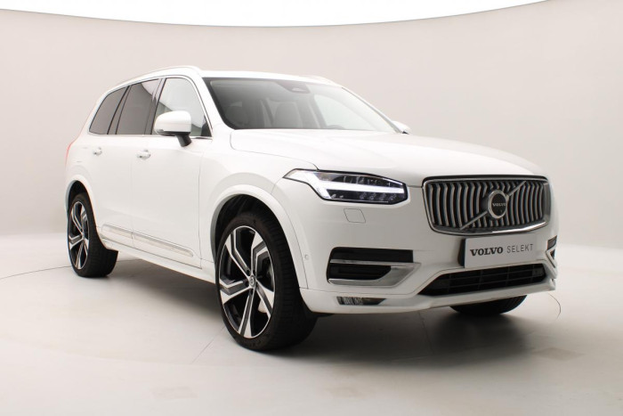 Volvo XC90 B5 AWD ULTIMATE REZERVACE
