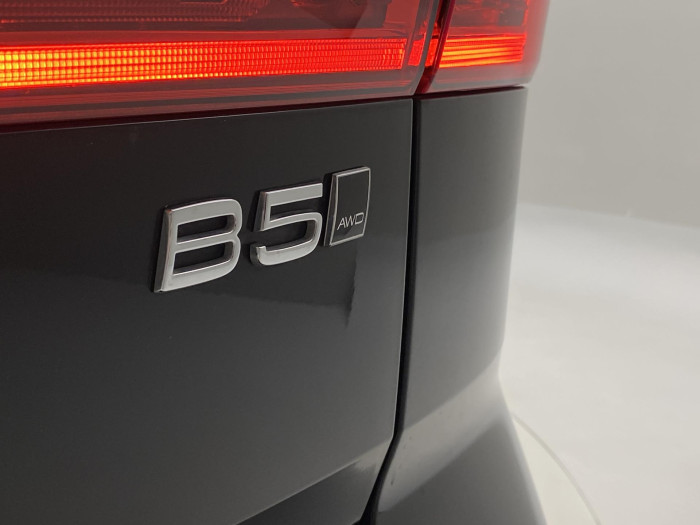 Volvo XC60 B5 AWD INSCRIPTION AUT