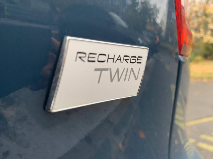 Volvo XC40 PURE ELECTRIC RECHARGE AUT AWD
