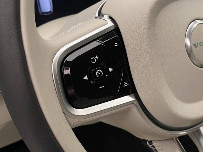 Volvo XC90 B5 AWD AUT BRIGHT PLUS 7míst