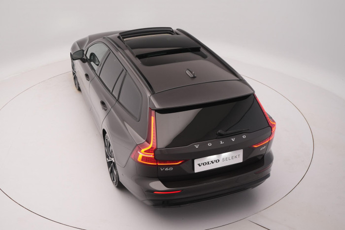 Volvo V60 B4 ULTIMATE DARK AUT