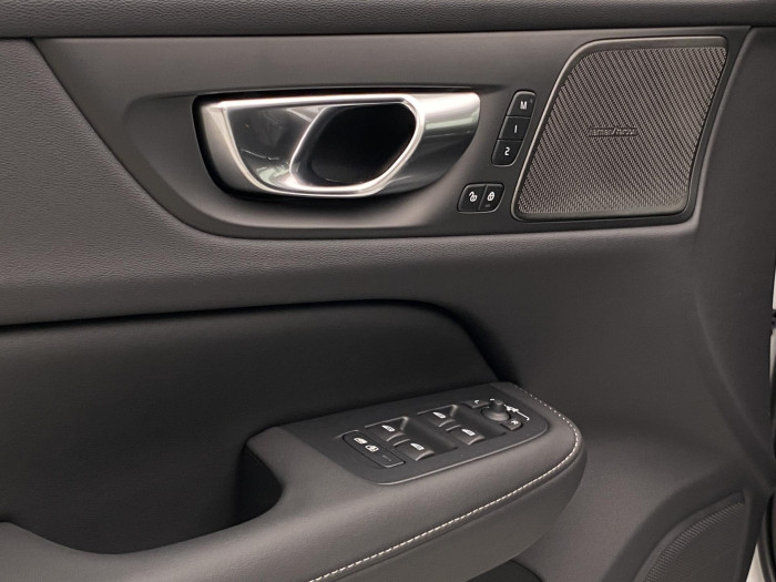 Volvo V60 B4 AUT BRIGHT PLUS