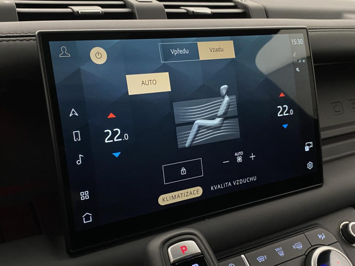 Land Rover Defender 130 D300 OUTBOUND 3.0 d