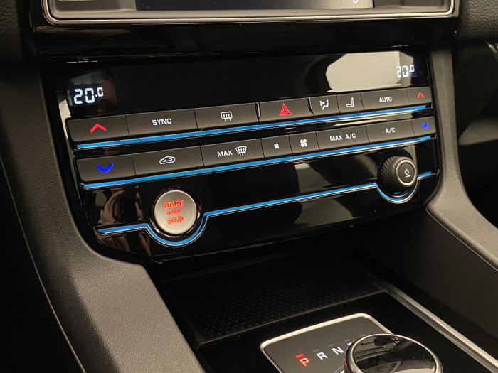 Jaguar F-Pace 35t AWD AUT REZERVACE