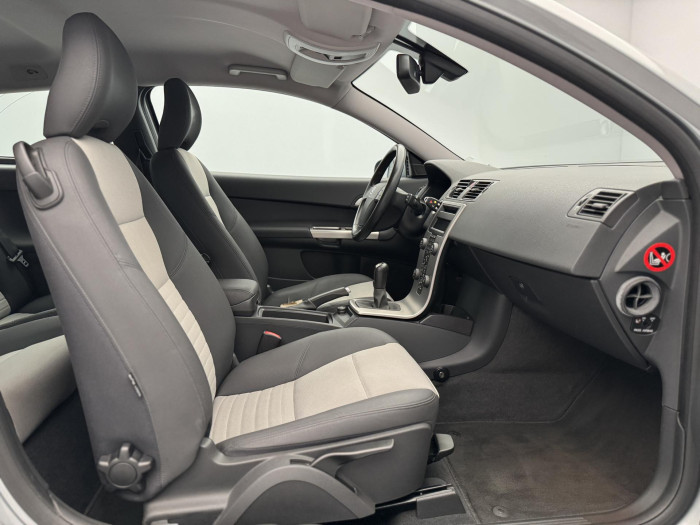Volvo C30 1,6i MOMETUM CZ 1.maj 1.6 i