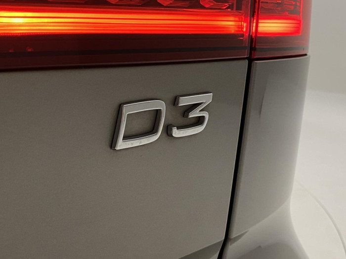 Volvo V60 D3 MOMENTUM REZERVACE 2.0 d Momentum