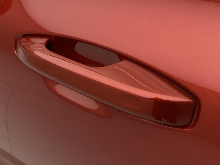 Volvo V60 B4 MOMENTUM AUT REZERVACE 2.0 Momentum