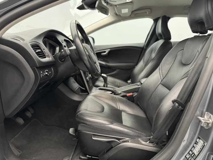 Volvo V40 D2 MOMENTUM 2.0 d Momentum