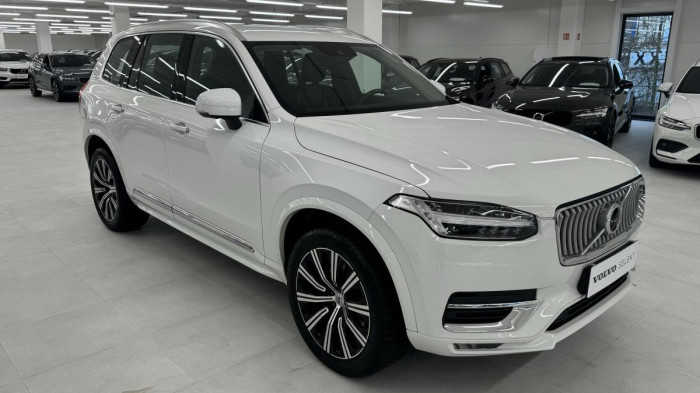 Volvo XC90 B5 AWD INSCRIPTION REZERVACE