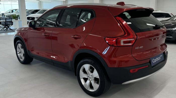 Volvo XC40 T3 MOMENTUM REZERVACE 1.5 Momentum