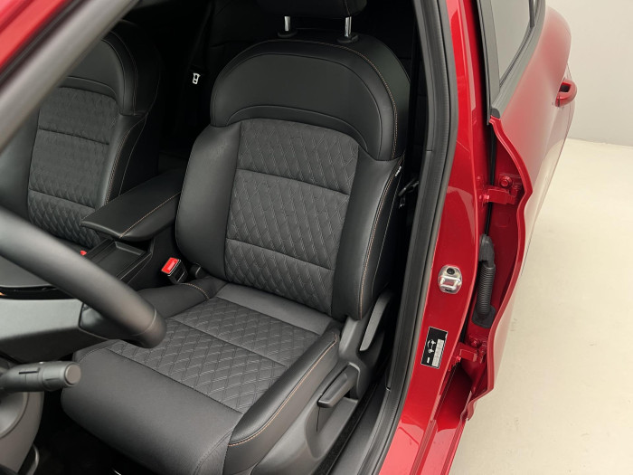 MG MG3 EXCLUSIVE HYBRID+ AUT CZ 1.maj 1.5 Exclusive