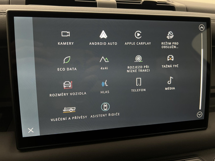 Land Rover Defender 110 D250 XDYNAMIC SE REZERVACE 3.0 d SE