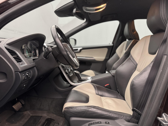 Volvo XC60 D5 AWD SUMMUM CZ 2.4 d Summum