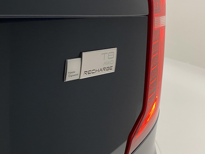 Volvo XC90 T8 AWD ULTIMATE DARK RECHARGE