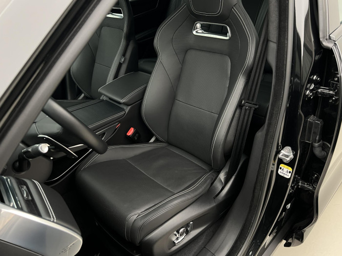 Jaguar F-Pace 250 AWD HSE AUT 1.maj.