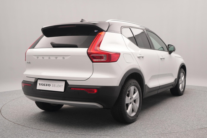 Volvo XC40 T2 MOMENTUM CZ 1.5 Momentum