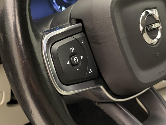 Volvo XC40 D4 AWD INSCRIPTION AUT CZ 2.0 d