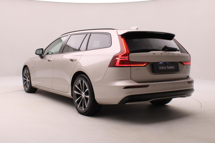 Volvo V60 T6 AWD PLUG-IN DARK PLUS CZ