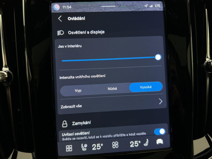 Volvo V60 B4 PLUS DARK AUT 1.maj.