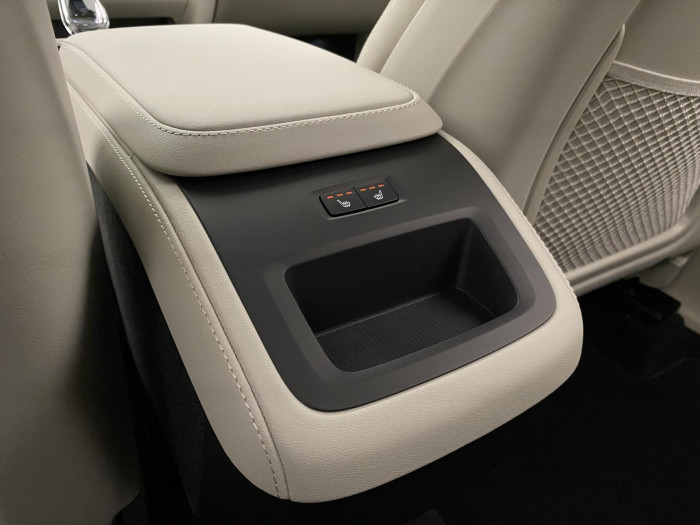 Volvo XC90 B5 AWD AUT BRIGHT PLUS 7míst