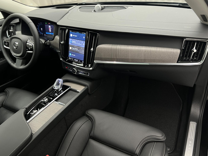 Volvo V90 CC B5 AWD ULTIMATE AUT 1.maj. 2.0 CC CC