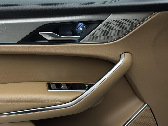 Jaguar F-Pace D200 SE AWD AUT 2.0 d SE