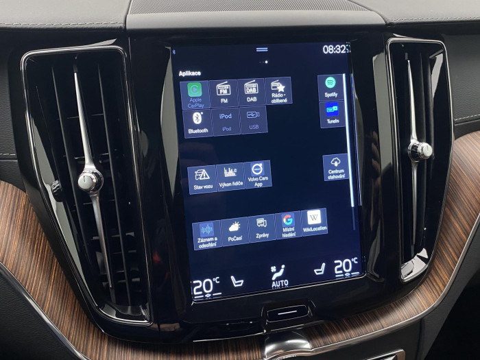 Volvo XC60 D4 AWD INSCRIPTION AUT CZ 2.0 d