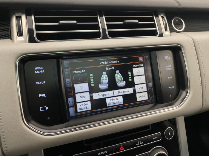 Land Rover Range Rover HYBRID AUTOBIOGRAPHY REZERVACE