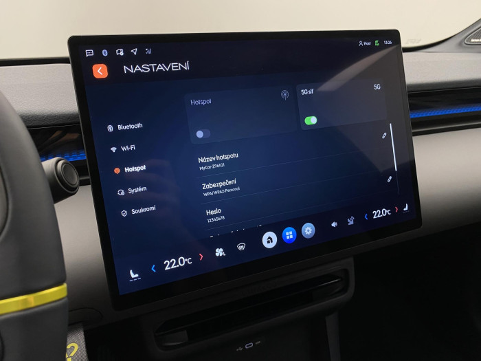 Lynk & Co 02 MORE EV