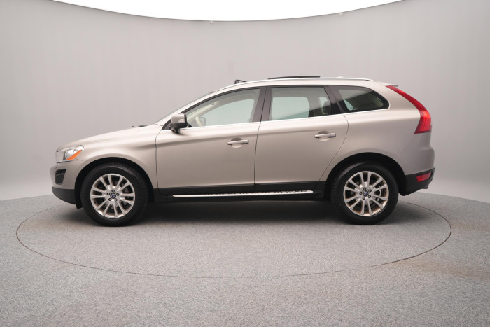 Volvo XC60 D3 AWD SUMMUM AUT CZ 2.4 d Summum