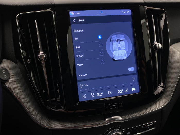 Volvo XC60 B5 AWD CORE AUT