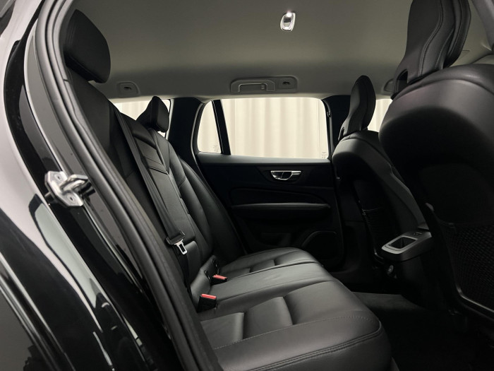 Volvo V60 B4 MOMENTUM AUT 2.0 Momentum