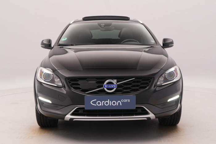 Volvo V60 CC D4 AWD SUMMUM REZERVACE 2.4 d CC CC Summum