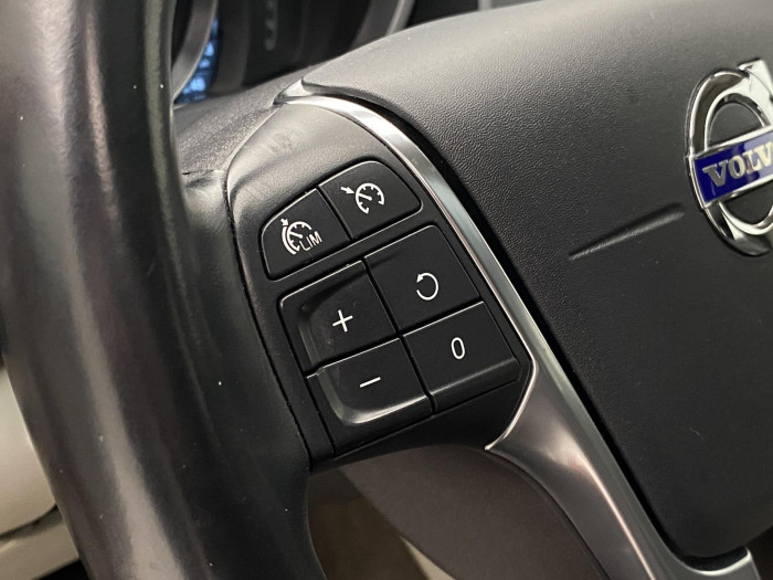 Volvo V40 D3 SUMMUM AUT 2.0 d Summum