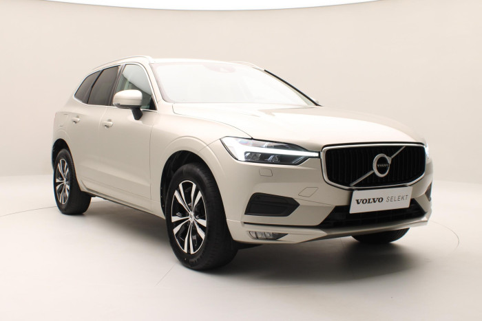 Volvo XC60 B4 AWD MOMENTUM AUT CZ 2.0 Momentum