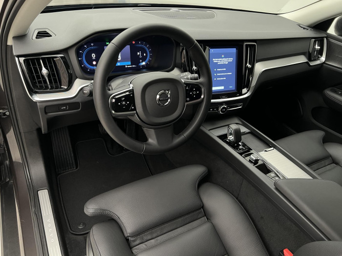 Volvo V60 CC B5 AWD PLUS BRIGHT AUT