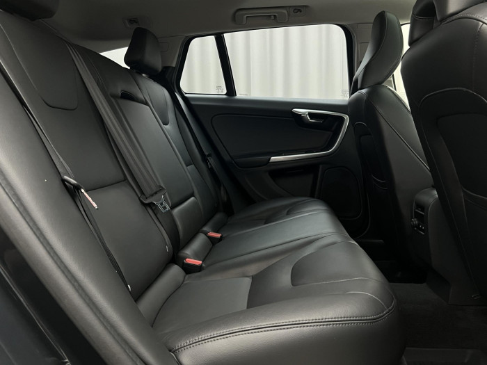 Volvo V60 D4 SUMMUM AUT 2.0 d Summum